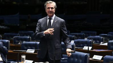 Alexandre de Moraes concede prisão domiciliar ao ex-presidente Fernando Collor