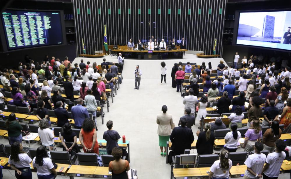 mudança cadeiras deputados