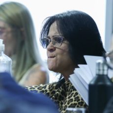 Damares Alves é condenada a pagar indenização por ofensas contra Vera Magalhães