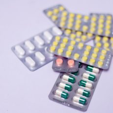 Preço dos medicamentos e o decreto de Trump: hora de repensar modelo vigente?