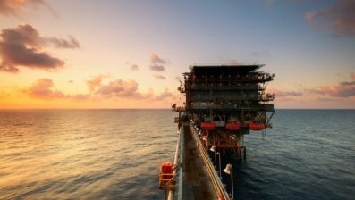 Senado aprova incentivo à pesquisa na exploração de petróleo