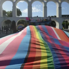 PSOL aciona STF contra norma do CFM que impede bloqueio hormonal em menores