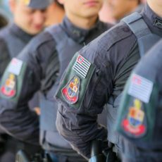 Democracia e governança criminal na América Latina