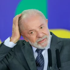 Economia melhora, mas rejeição a Lula cresce e atinge 57%, diz Quaest
