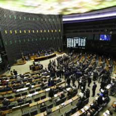 Bancada ruralista prepara ofensiva para derrubar vetos do governo na terça-feira (17/6)