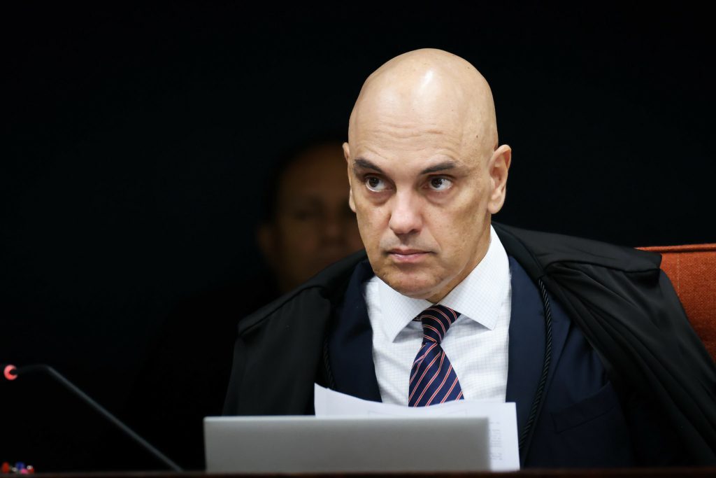 Moraes repreende advogado de Filipe Martins durante oitiva