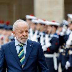 Dados de aprovação mostram enfraquecimento de Lula e risco maior em 2026