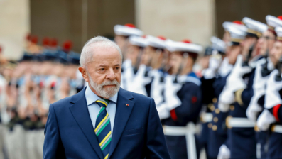 Dados de aprovação mostram enfraquecimento de Lula e risco maior em 2026