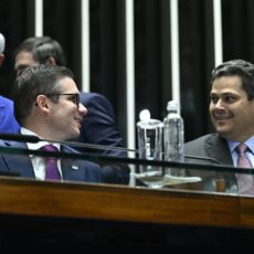 Teatralidade fiscal