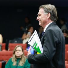 Quando a democracia e a ordem constitucional de 1988 vão desmoronar de vez?
