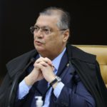 Dino considera resolvido, por ora, caso da padroeira e reitera que STF dá a palavra final