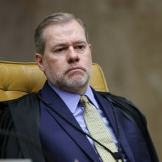 Toffoli suspende contagem de prazo para ingresso de processos judiciais sobre fraude no INSS