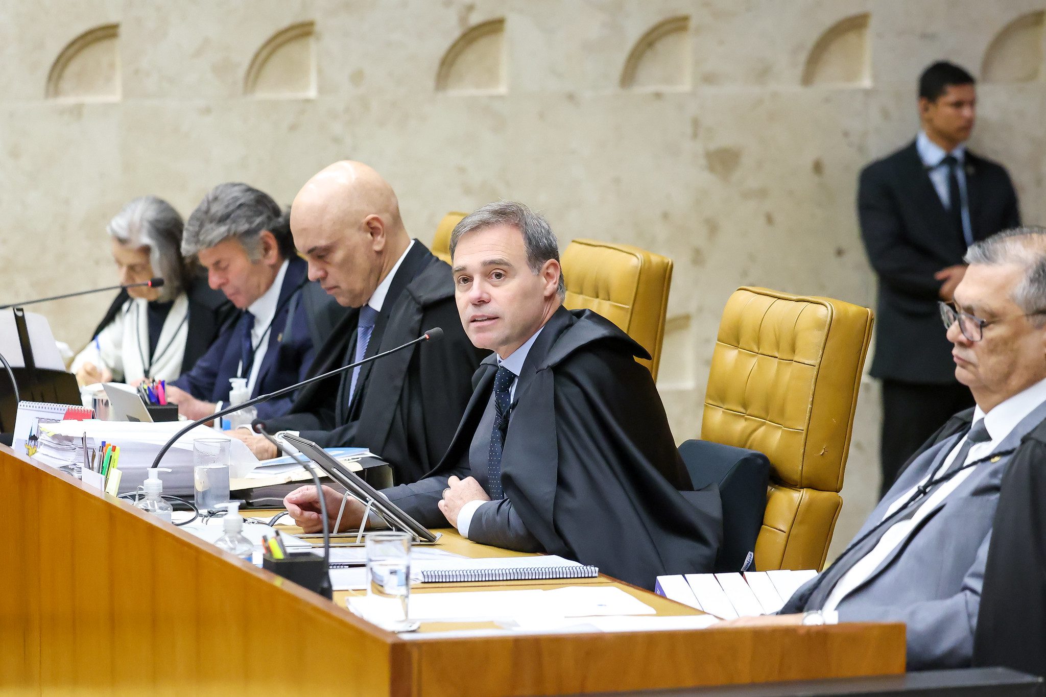 mendonça regra responsabilização redes