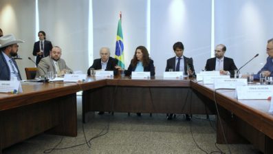 Reforma administrativa: governo busca equilibrar posição com servidores e Congresso