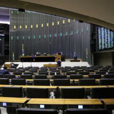 Senado aprova aumento de cadeiras de deputados de 513 para 531