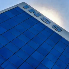Governo pede que STF suspenda todas as ações de ressarcimento por fraudes no INSS
