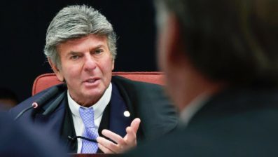 Entenda por que Bolsonaro acena a Fux em busca de voto divergente