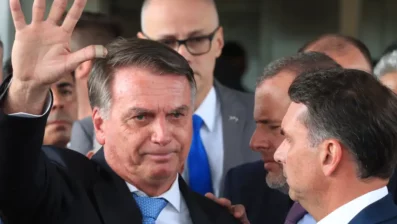 PF indicia Jair Bolsonaro, Carlos Bolsonaro e Ramagem por 'Abin Paralela'