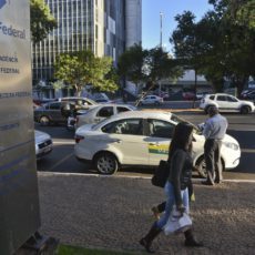 Dobra o número de contribuintes com nota máxima da Receita no programa Sintonia