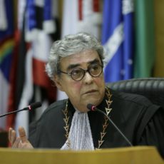 TST fixou 109 teses vinculantes no 1º semestre de 2025, diz Corrêa da Veiga