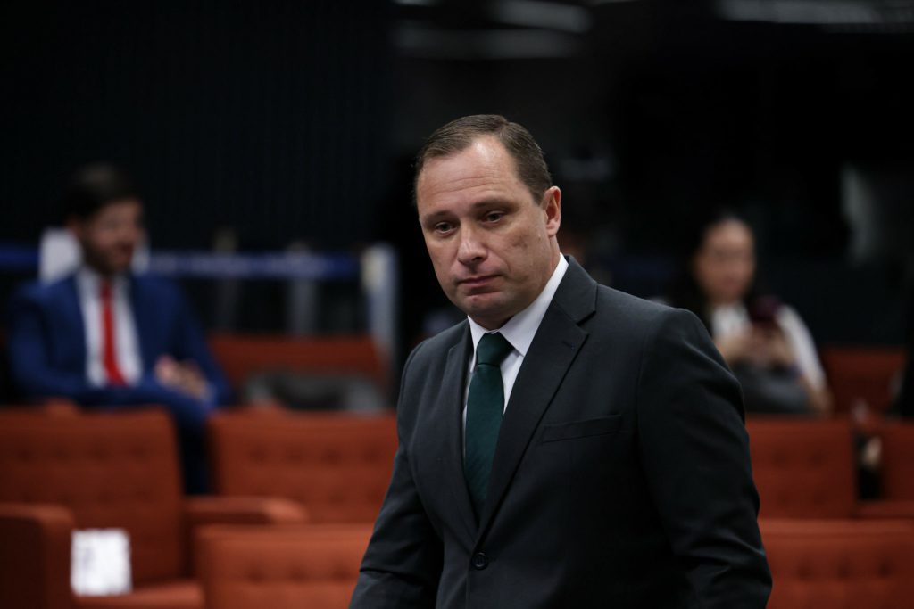 Como informante, Cid reitera que Bolsonaro não só leu a minuta golpista, como deu sugestões