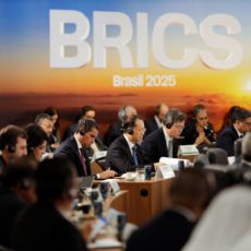 BRICS: Parceria para Eliminação de Doenças Socialmente Determinadas prevê ofensiva por recursos