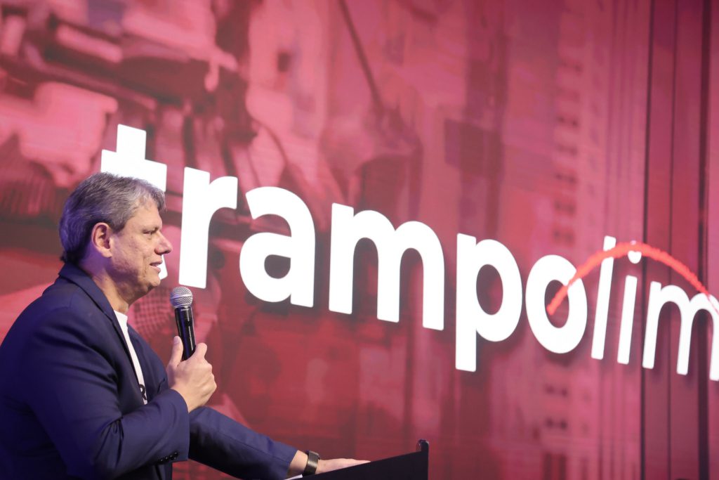 Tarcísio terá de decidir se São Paulo é só um trampolim eleitoral