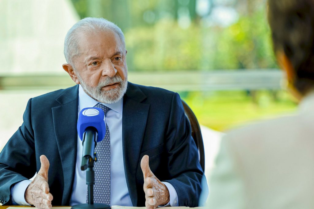 Lula conversará pessoalmente com empresários sobre enfrentamento à tarifa de Trump