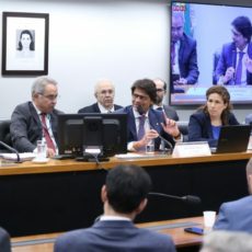 GT da reforma administrativa quer tabela única de salários, revisão de gastos e governo digital
