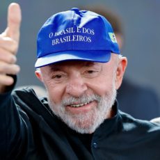 Aprovação de Lula sobe e rejeição recua após tarifaço de Trump, aponta Genial/Quaest