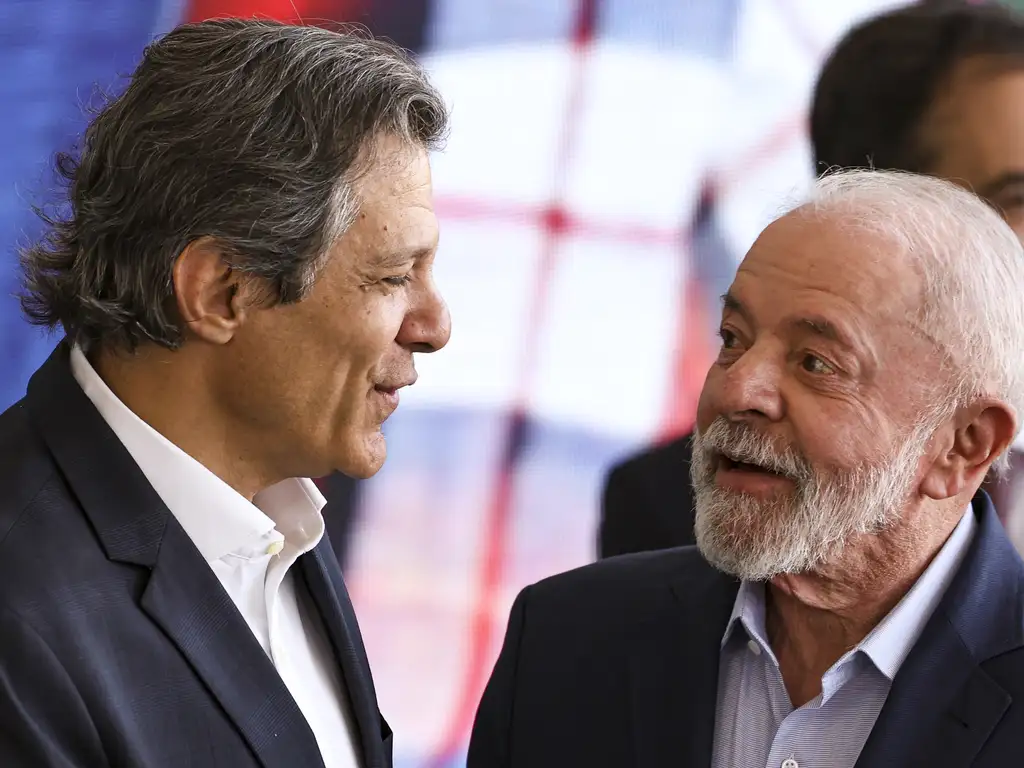 Com melhor avaliação em pesquisa, PT e governo reforçam taxação de ricos e redução de renúncias