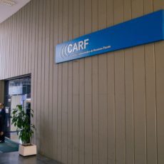 Carf determina que Receita analise pedido de restituição de empresa com ação judicial
