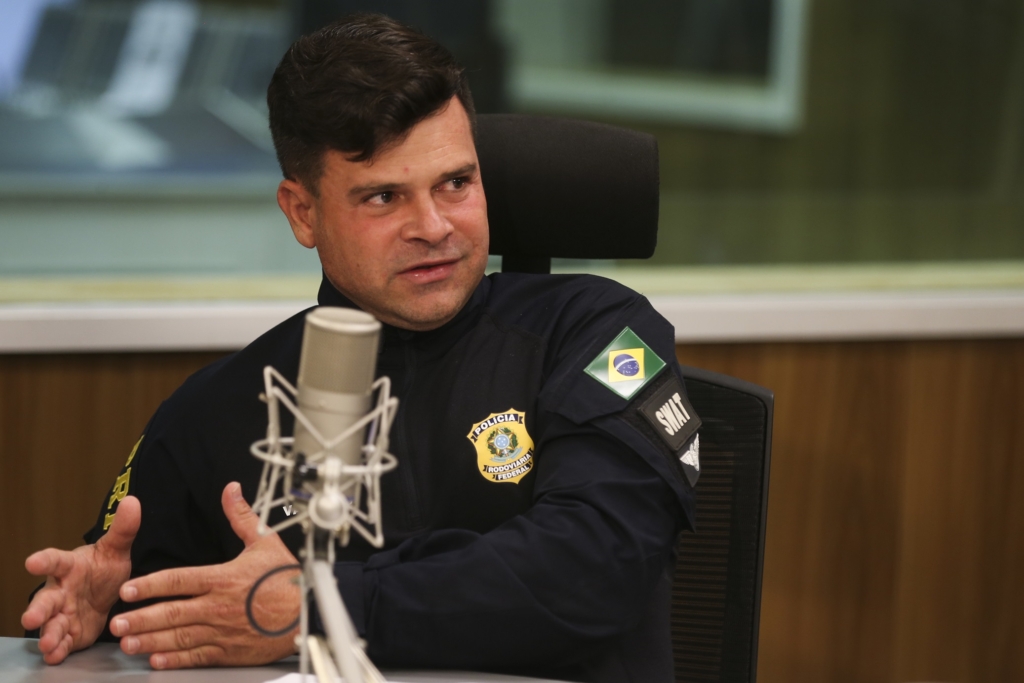 No STF, ex-chefe da PRF nega policiamento direcionado durante segundo turno das eleições de 2022