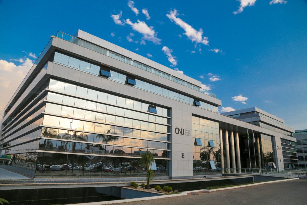 CNJ e Banco Central assinam portaria para criar sistema nacional  de precatórios