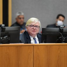 Interferência internacional no STF é injustificável, diz Herman Benjamin