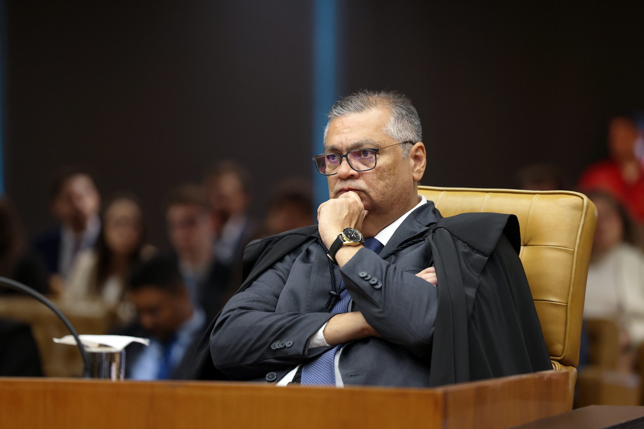 Entenda a decisão de Flávio Dino que suspende efeitos da Lei Magnistky no Brasil