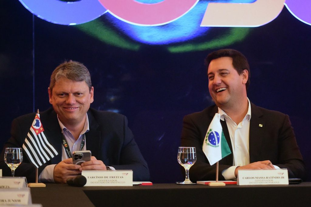 Após domiciliar de Bolsonaro, governadores presidenciáveis se colocam contra polarização
