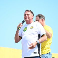 Direita acelera articulação pela anistia em meio a julgamento de Bolsonaro no STF