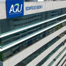 AGU isenta servidores de devolver valores pagos por erro da Administração