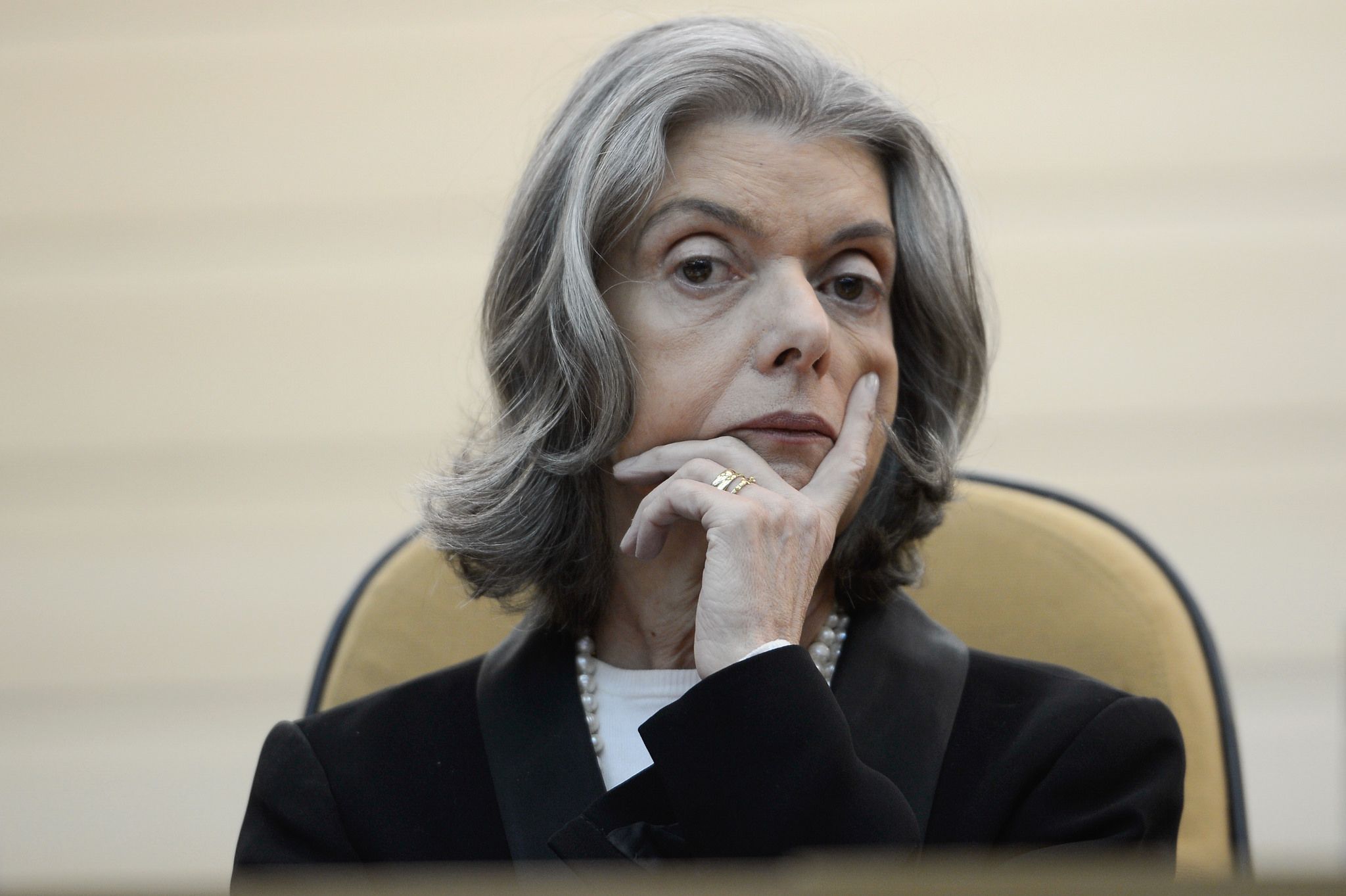 Maioria do STF mantém regra que suspendeu limites de emissão de poluentes em plataformas