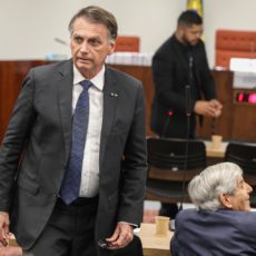 Bolsonaro é condenado pelo TRF4 a pagar R$ 1 milhão de indenização por falas racistas