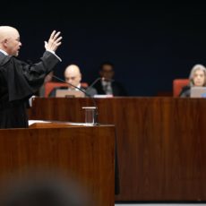 STF encerra 1º dia de julgamento com defesas de Cid, Ramagem, Garnier e Torres