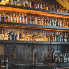 Metanol: fim do Sicobe em 2016 facilitou a adulteração de bebidas? Entenda