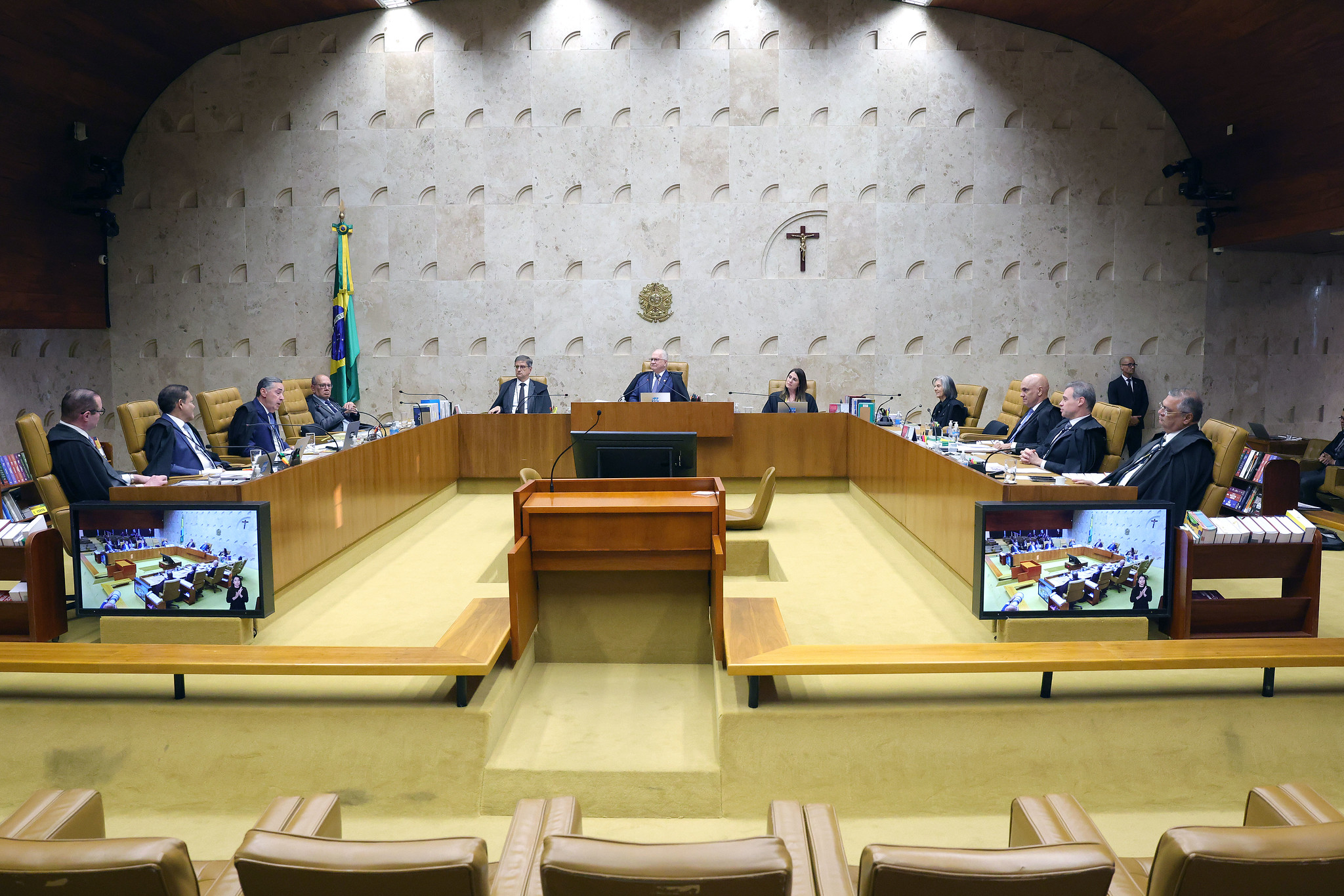 Voz do Trabalhador – STF cobra Congresso para criar regras que protejam trabalhadores diante do avanço da automação e da inteligência artificial