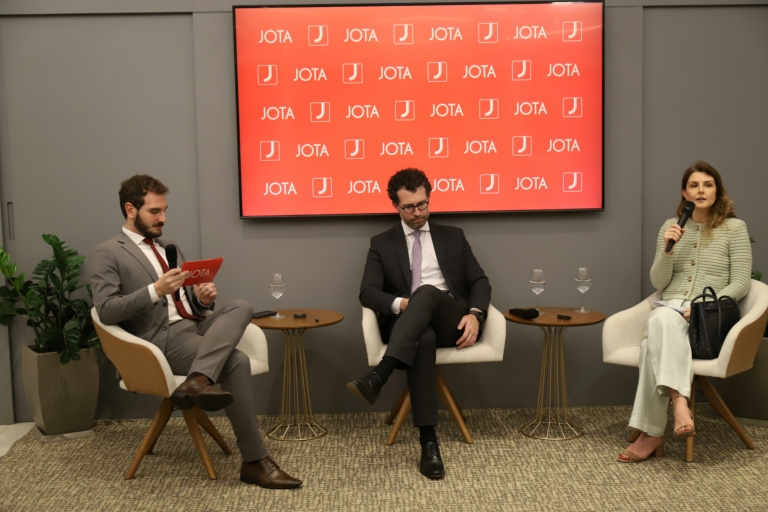 Diálogos de Tecnologia