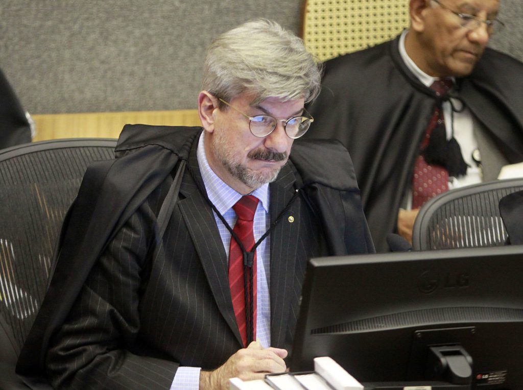 Zanin autoriza investigação de Buzzi por venda de sentenças