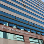 Carreiras jurídicas da AGU receberam R$ 4,5 bilhões extra-teto em honorários entre 2020 e 2025