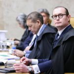 Pena de disponibilidade a magistrados é constitucional, decide maioria do STF