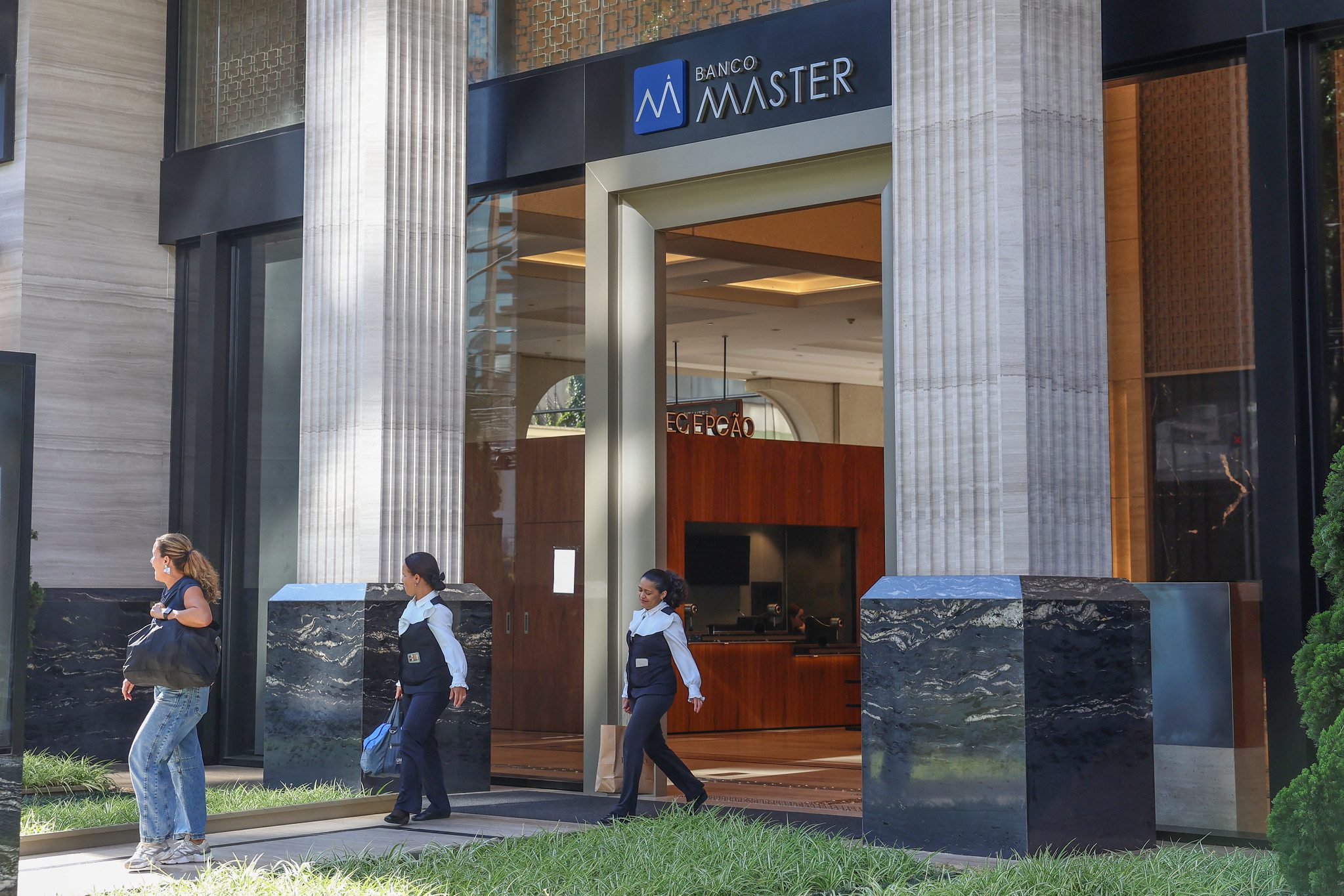O que o caso Master ensina sobre regulamentação do lobby