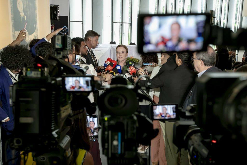 entrevista gleisi banco master eleições haddad